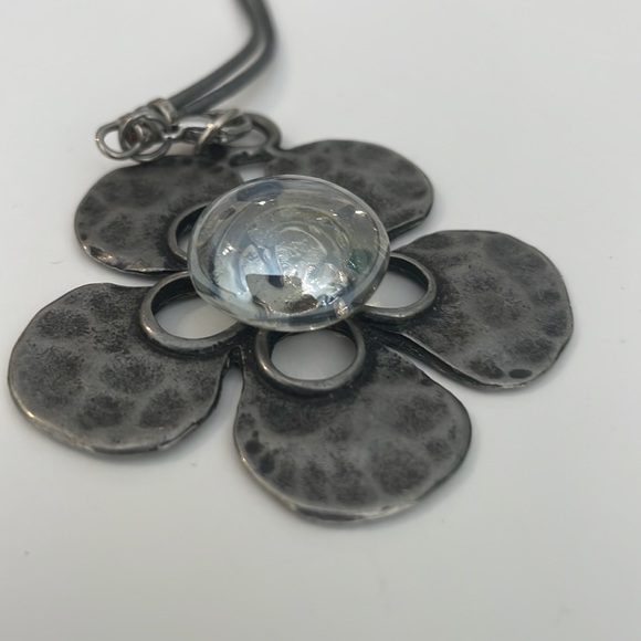Necklace unique flower - Picture 2 of 4